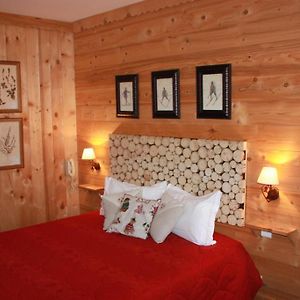 Double or Twin Room Shower